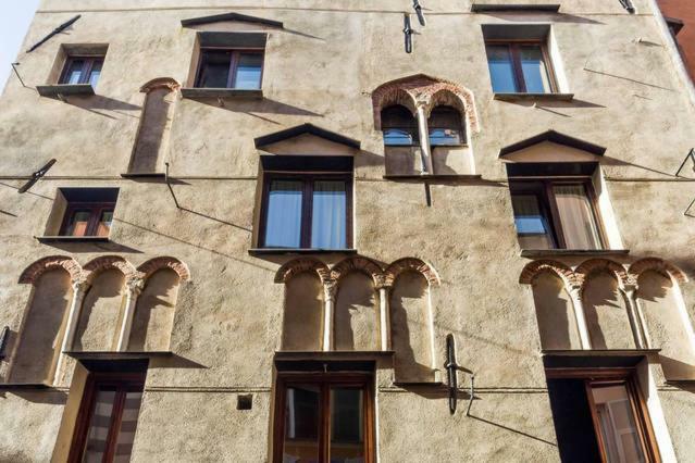 Lovingenoa - Antico Convento Apartment Ngoại thất bức ảnh