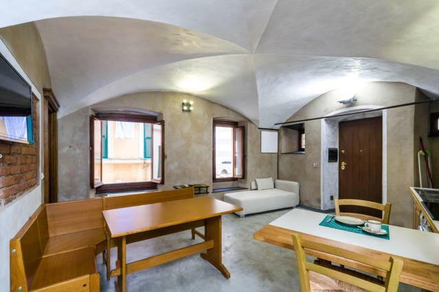Lovingenoa - Antico Convento Apartment Ngoại thất bức ảnh