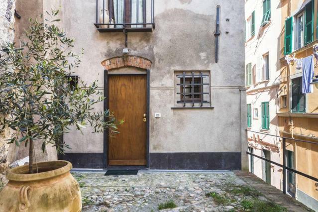 Lovingenoa - Antico Convento Apartment Ngoại thất bức ảnh